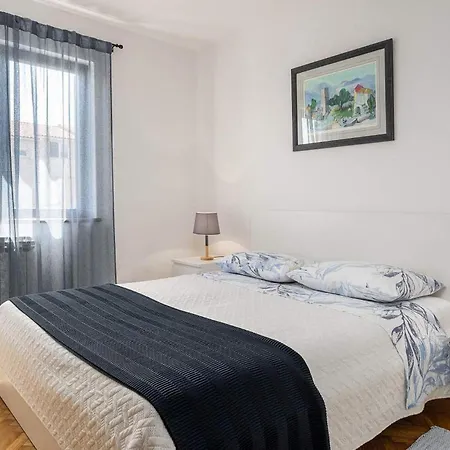 Διαμέρισμα Cozy In With Kitchen