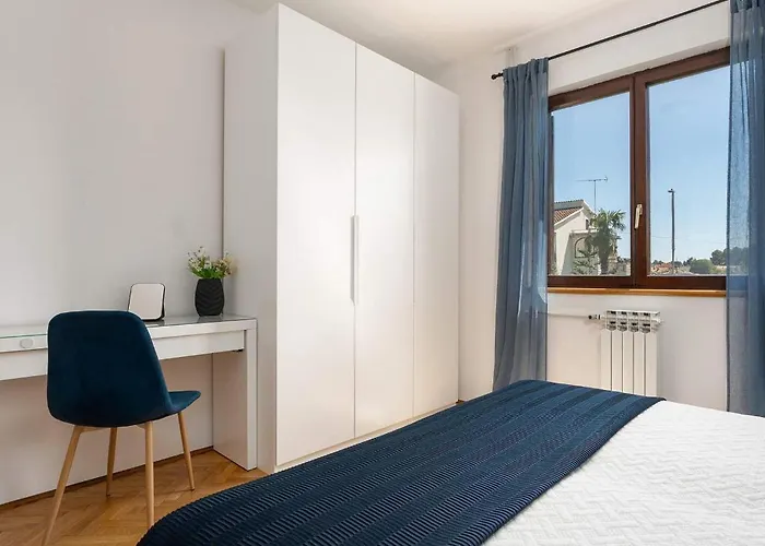 Awesome In With Wifi Apartment Porec