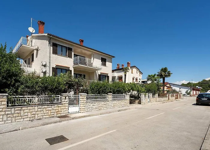 Awesome In With Wifi Apartment Porec